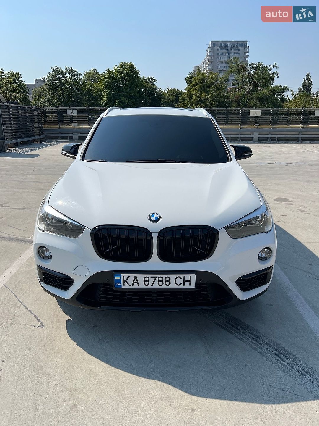 BMW X1 2017 VIN WBXHU7C30H5H37421 фото оголошення 10 з 16