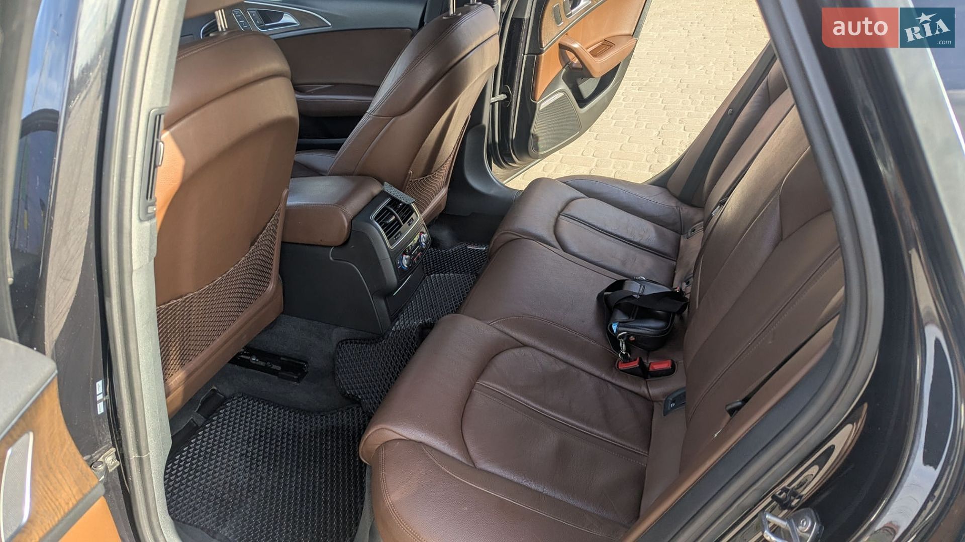 Audi A6 Allroad 2011 VIN WAUZZZ4G8CN039710 фото оголошення 24 з 41