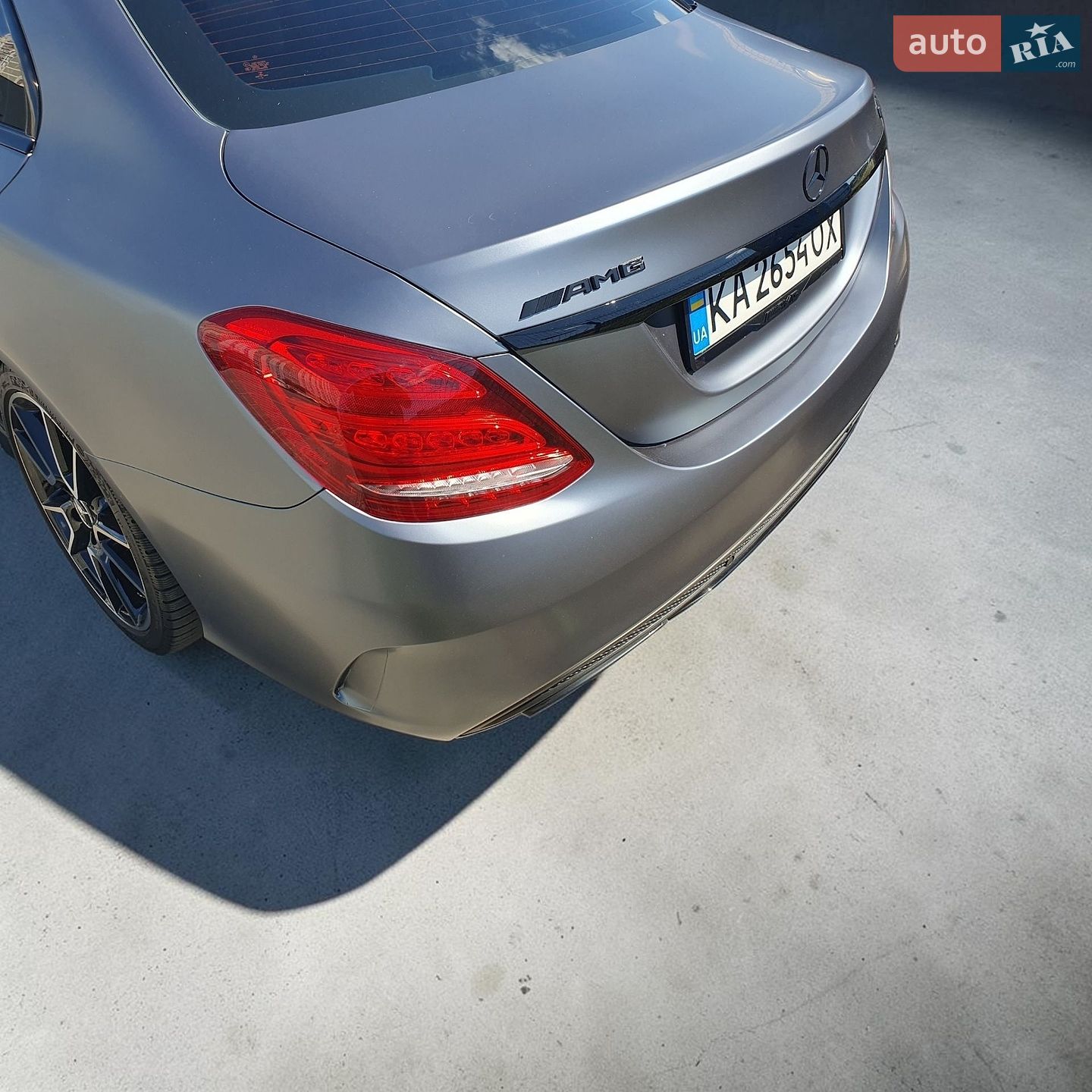 Mercedes-Benz C-Class 2018 VIN 55SWF6EB1JU274380 фото оголошення 8 з 11