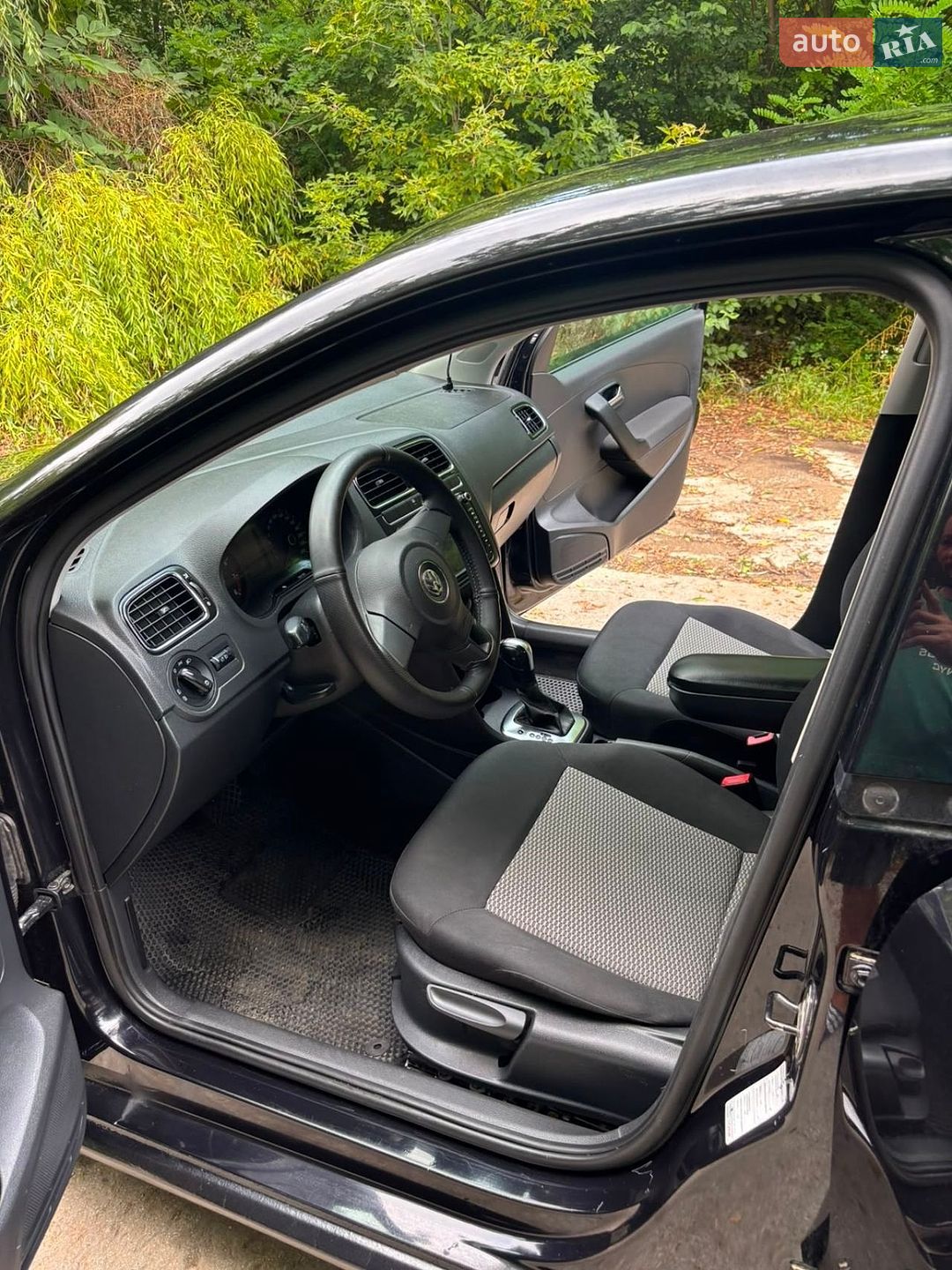 Volkswagen Polo 2010 VIN WVWZZZ6RZBY034488 фото оголошення 18 з 19