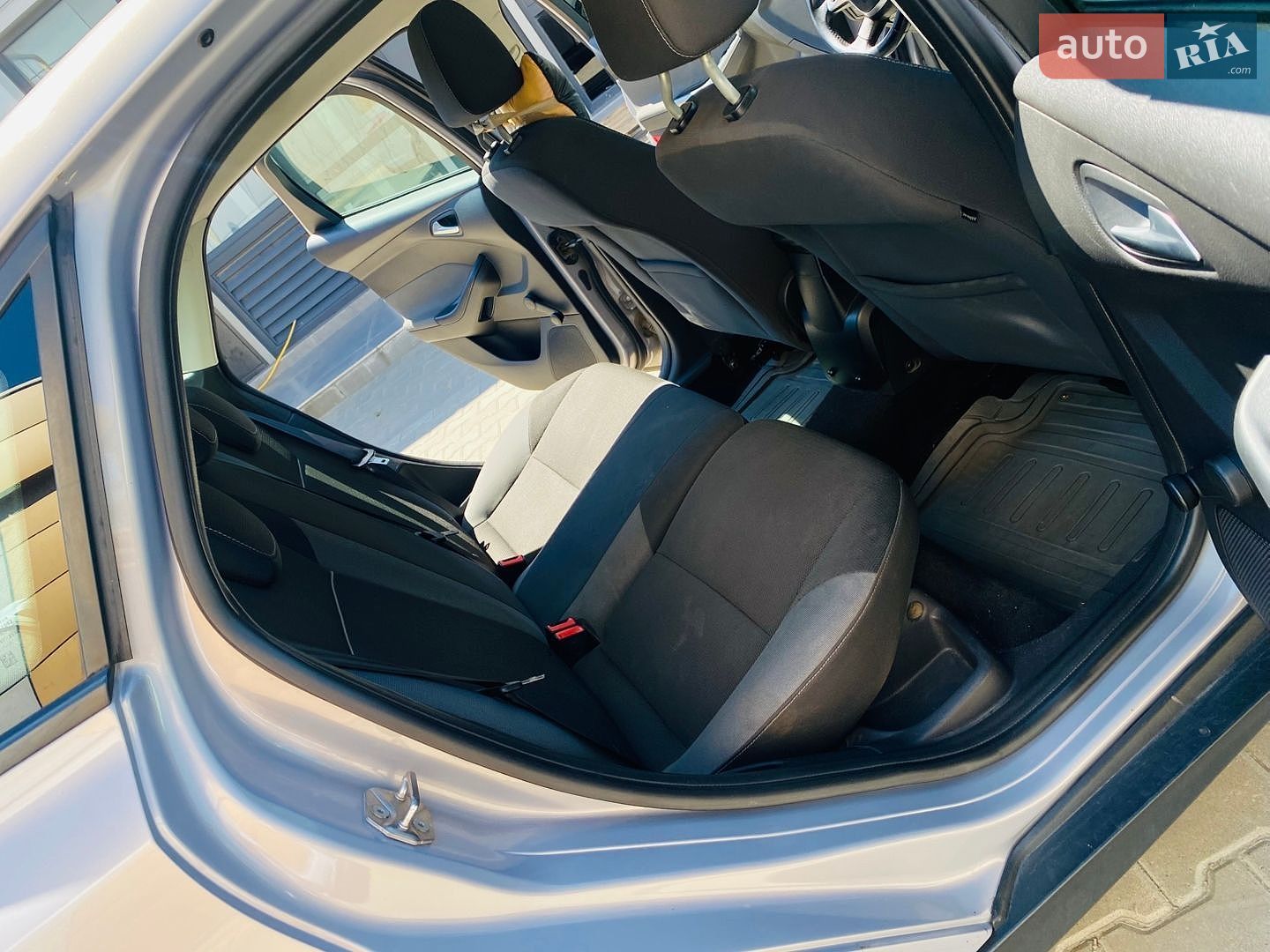 Ford Focus 2013 VIN WF0MXXGCBMDB66300 фото оголошення 8 з 11