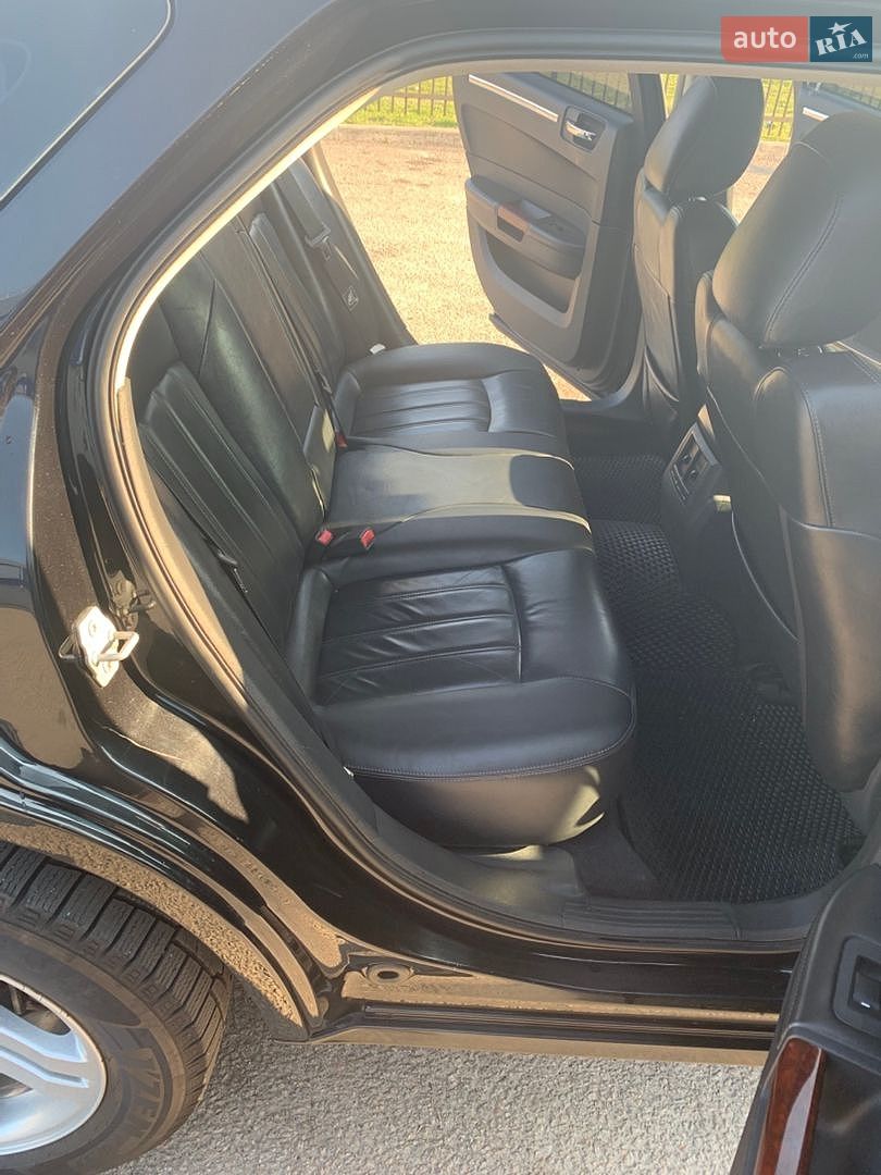Chrysler 300C 2008 VIN 1A8G7E7V88Y102371 фото оголошення 16 з 23