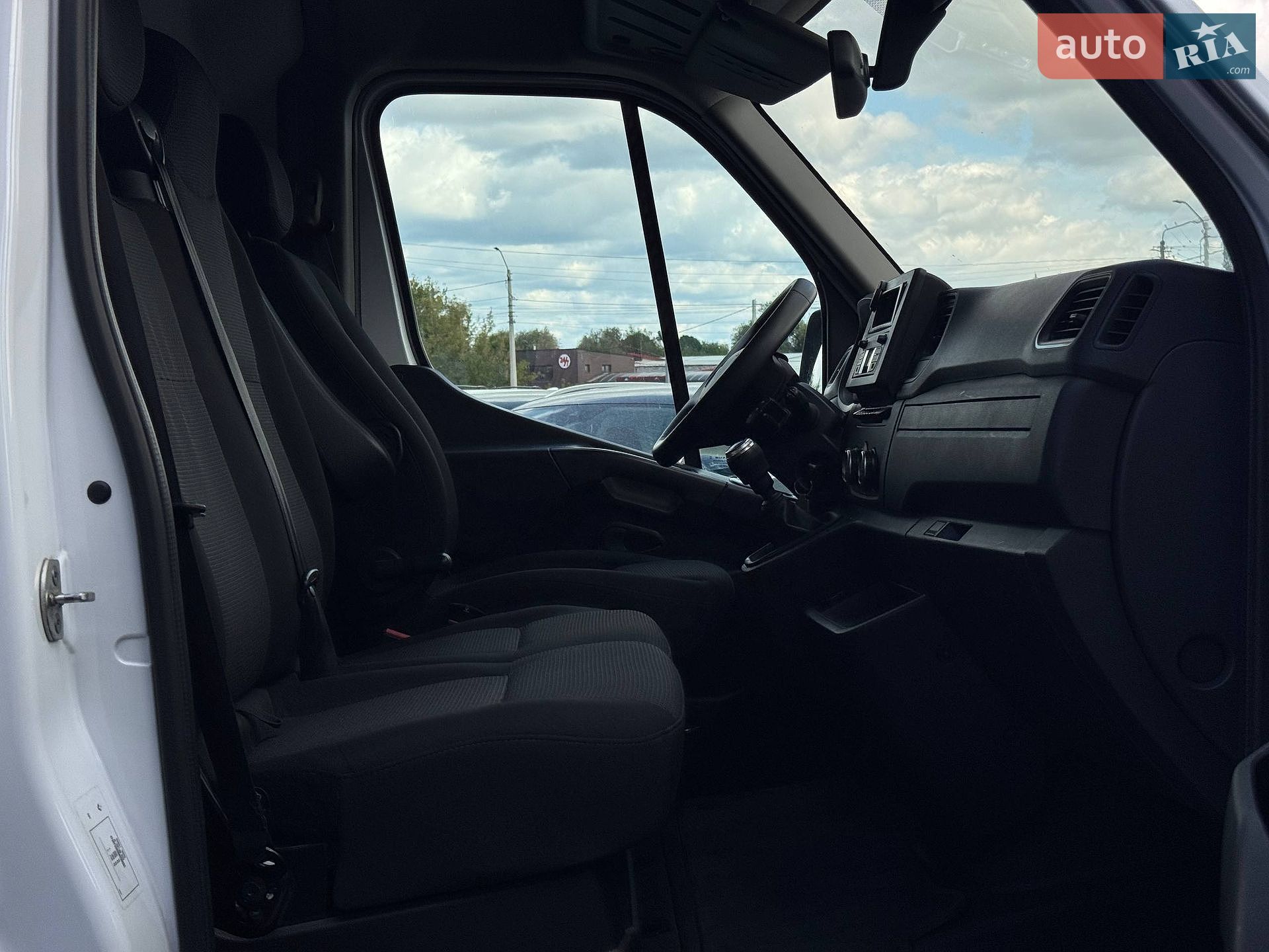 Renault Master 2021 VIN VF6MF000566938980 фото оголошення 40 з 44
