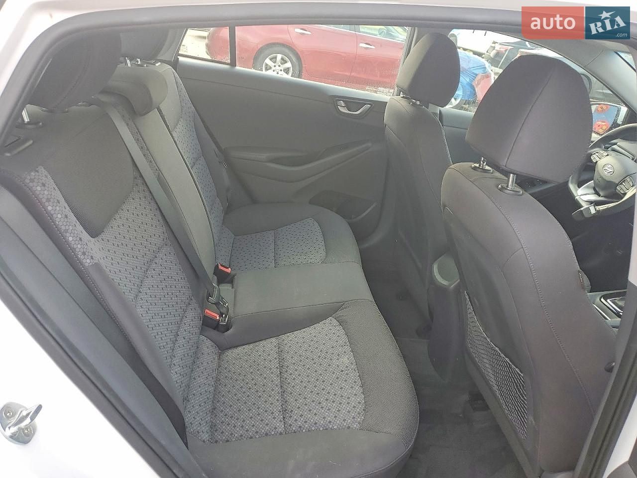 Hyundai Ioniq 2017 VIN KMHC65LC4JU064983 фото оголошення 10 з 12