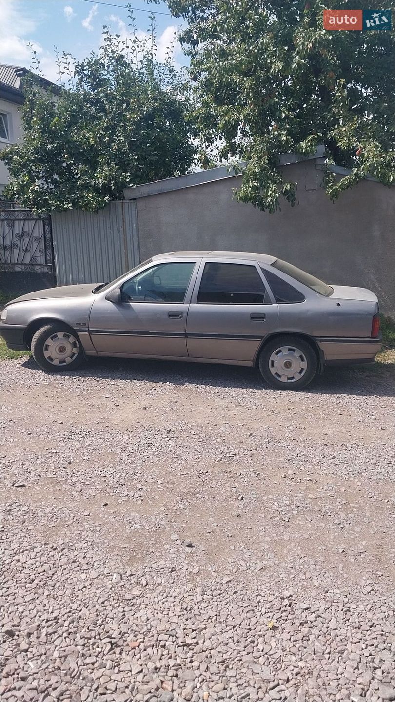 Opel Vectra 1992 VIN W0L000087NV197891 фото оголошення 7 з 9