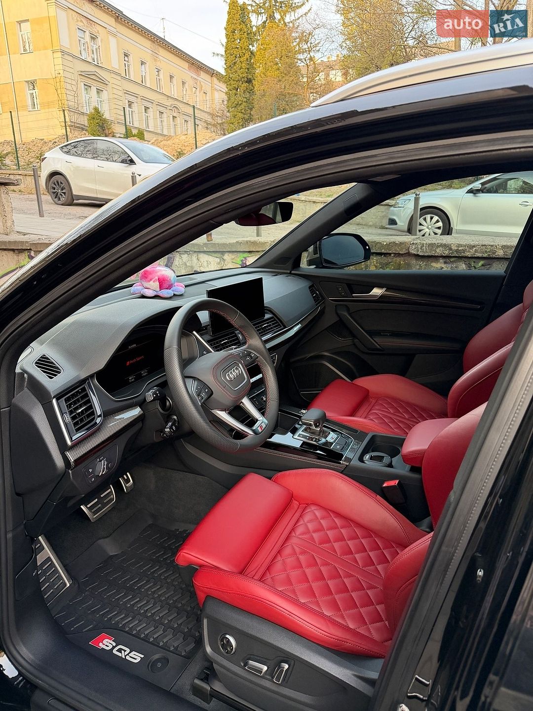 Audi SQ5 2024 VIN WA1B4AFY5S2032895 фото оголошення 12 з 20