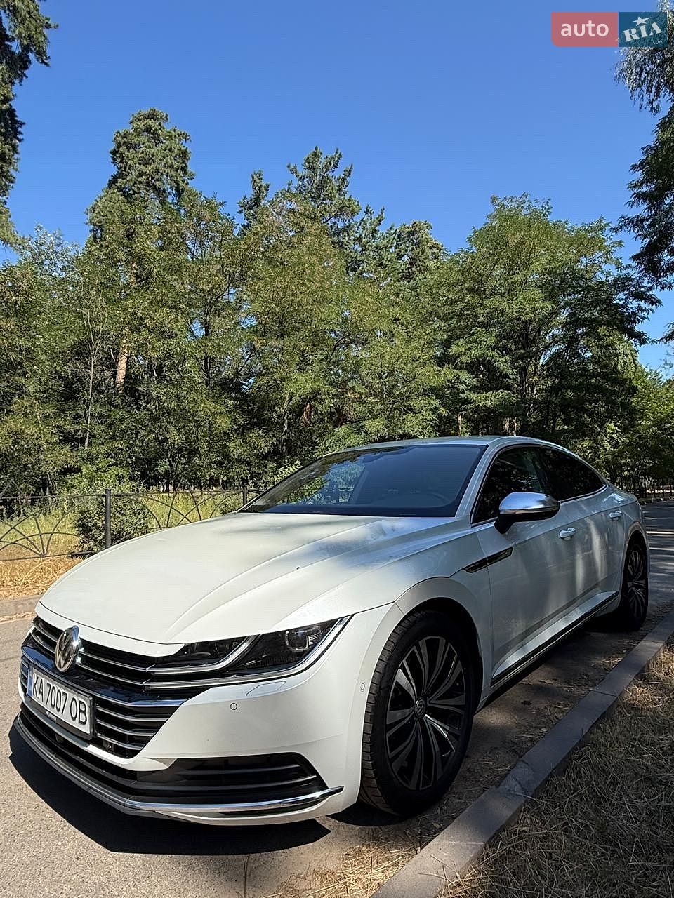Volkswagen Arteon 2017 VIN WVWZZZ3HZJE514317 фото оголошення 2 з 52