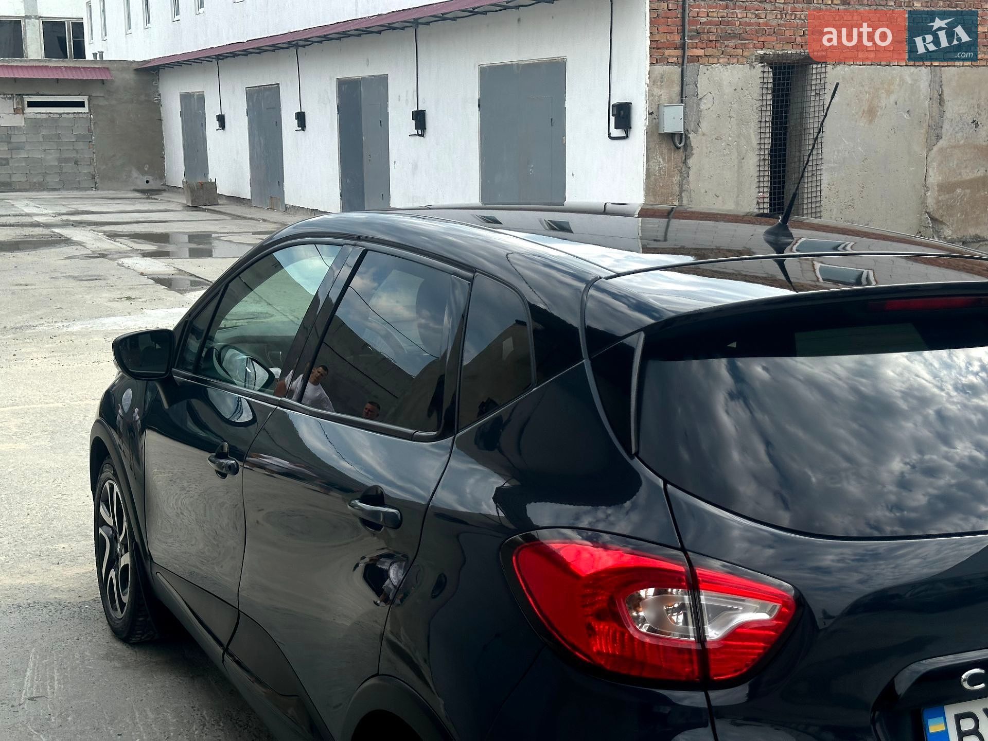 Renault Captur 2016 VIN VF12REL1E55603456 фото оголошення 5 з 30