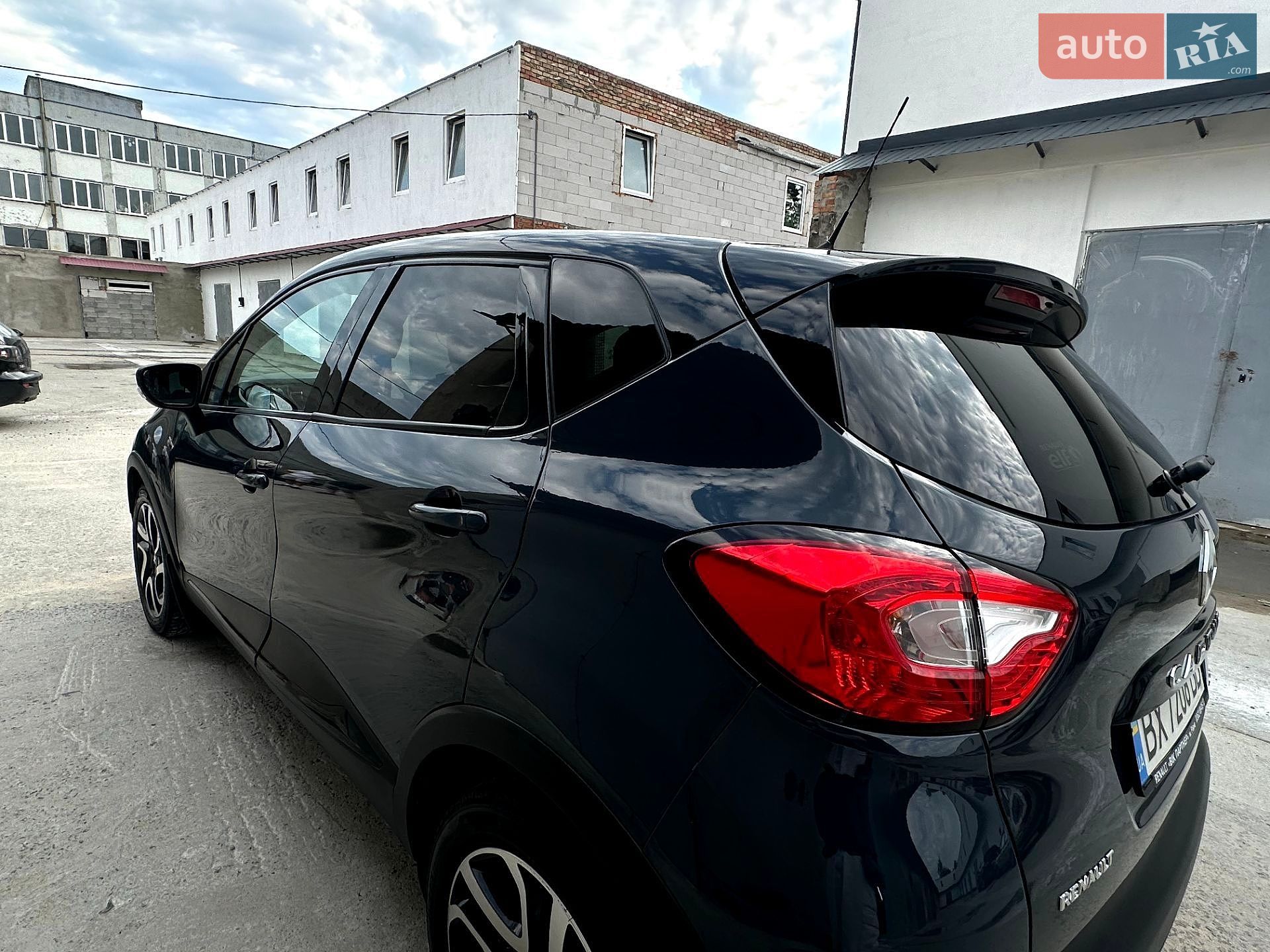 Renault Captur 2016 VIN VF12REL1E55603456 фото оголошення 14 з 30