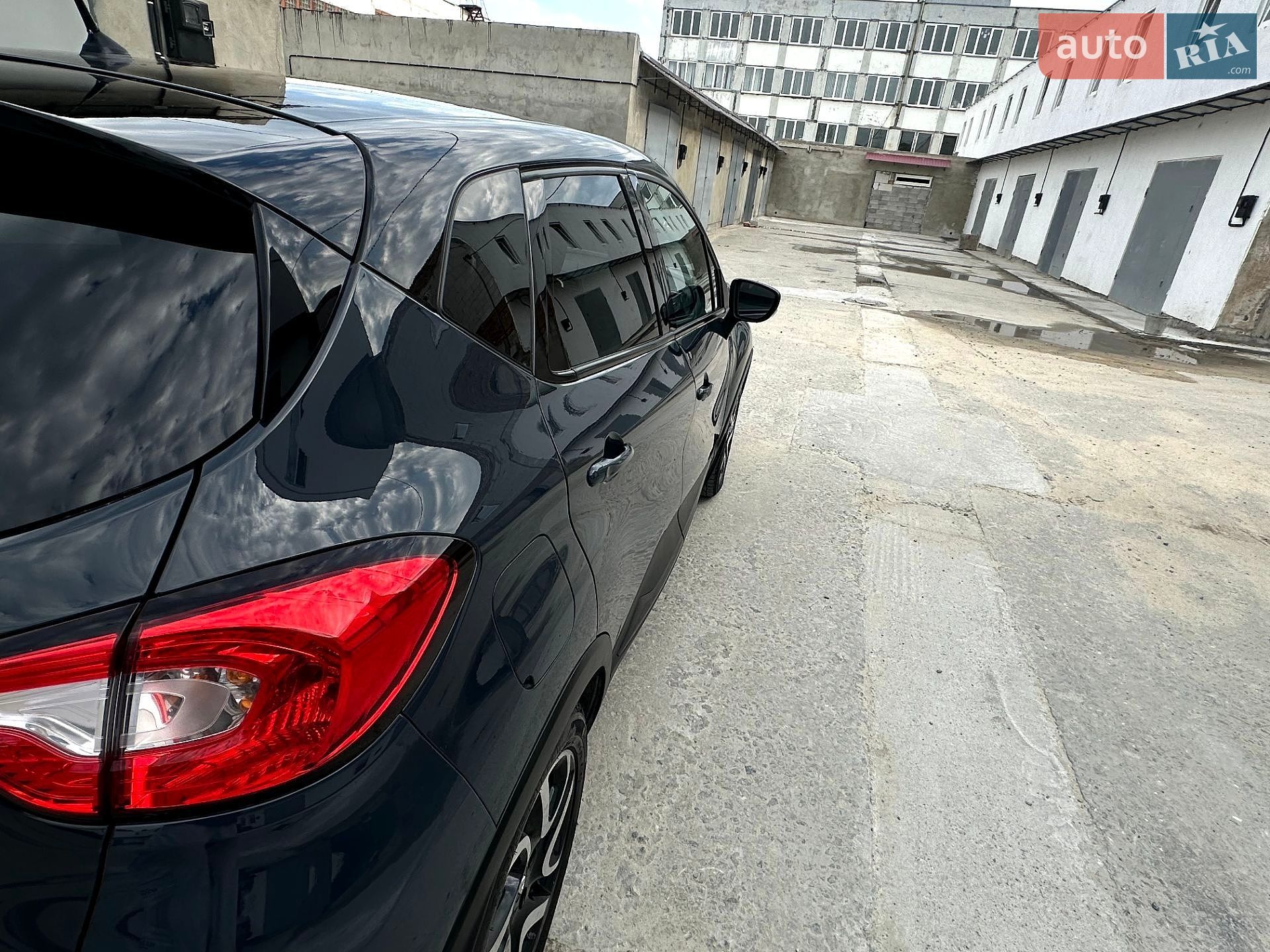 Renault Captur 2016 VIN VF12REL1E55603456 фото оголошення 18 з 30