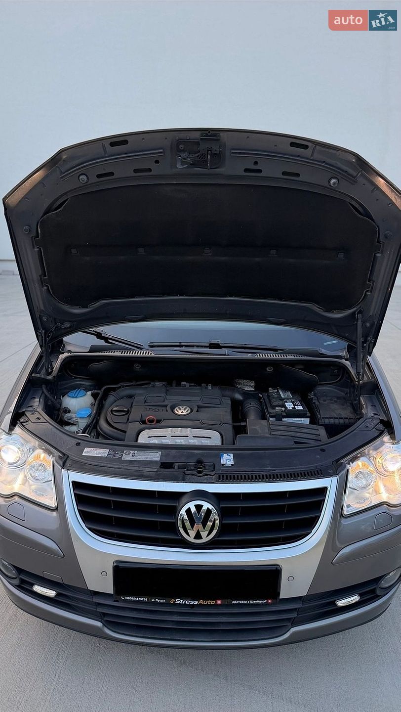 Volkswagen Touran 2010 VIN WVGZZZ1TZAW105006 фото оголошення 25 з 35