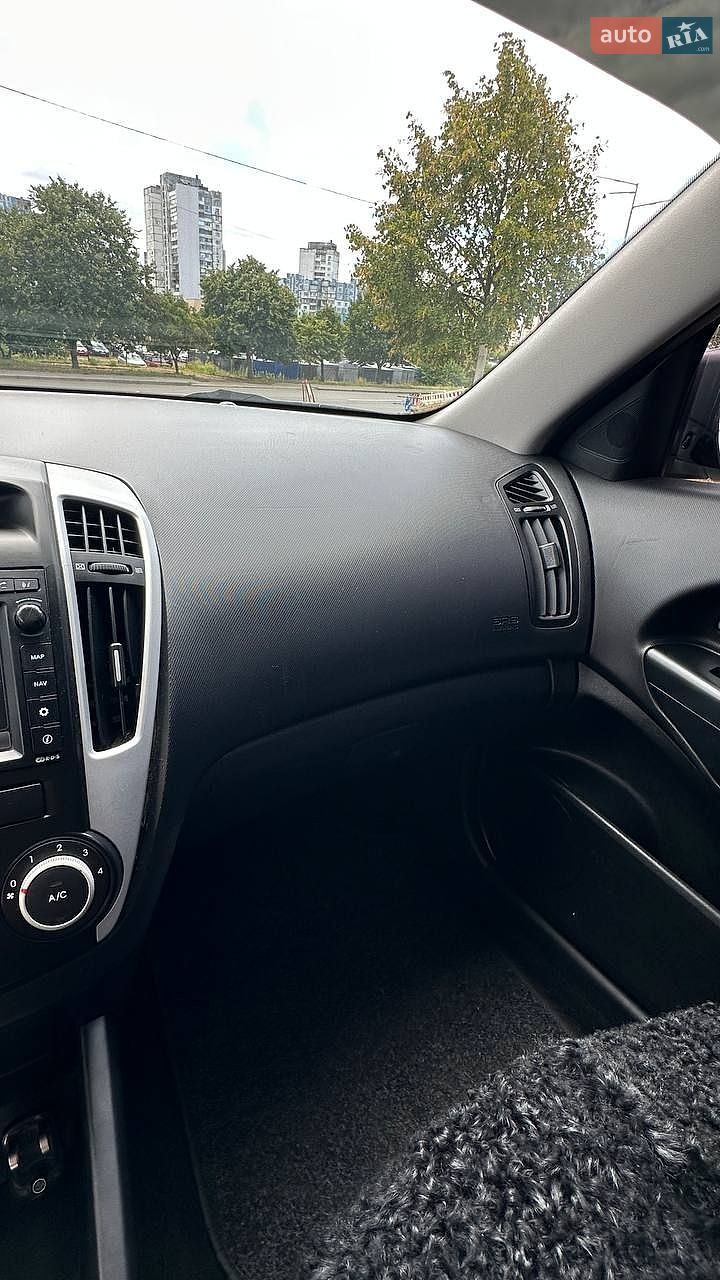 Kia Ceed 2009 VIN U5YHC811AAL138001 фото оголошення 16 з 23