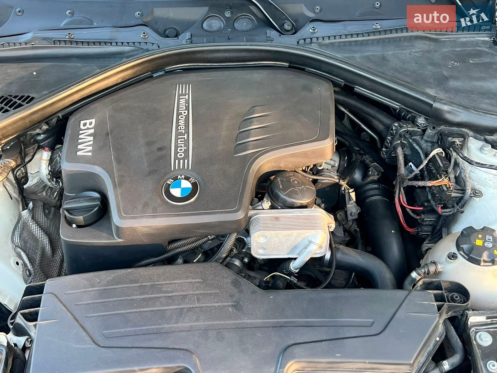 BMW 3 Series 2012 VIN WBA3A5C59CF349042 фото оголошення 4 з 42