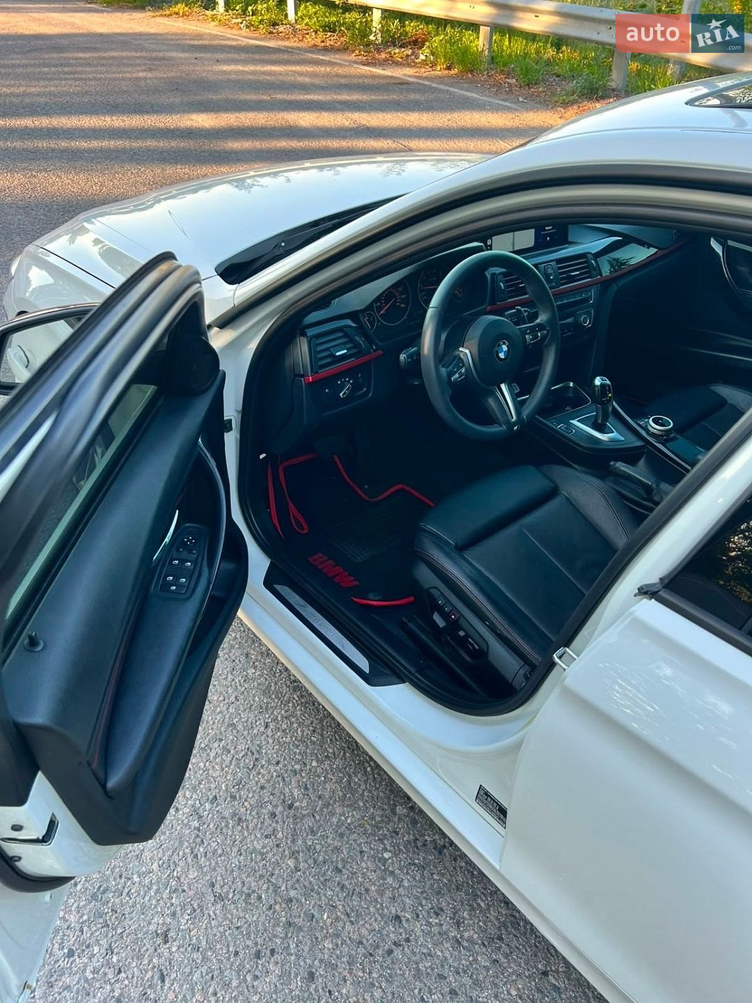 BMW 3 Series 2012 VIN WBA3A5C59CF349042 фото оголошення 13 з 42