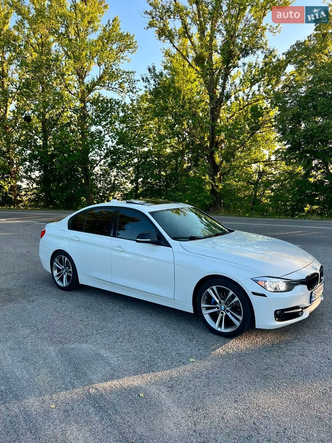 BMW 3 Series 2012 VIN WBA3A5C59CF349042 фото оголошення 22 з 42