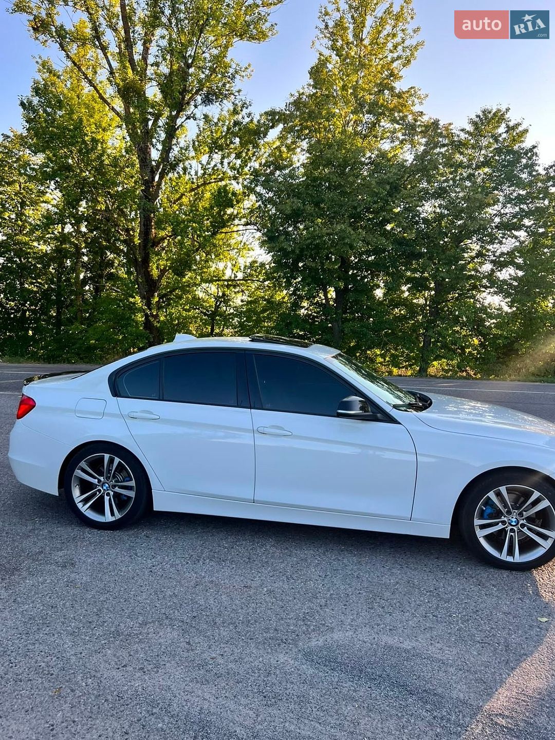 BMW 3 Series 2012 VIN WBA3A5C59CF349042 фото оголошення 23 з 42