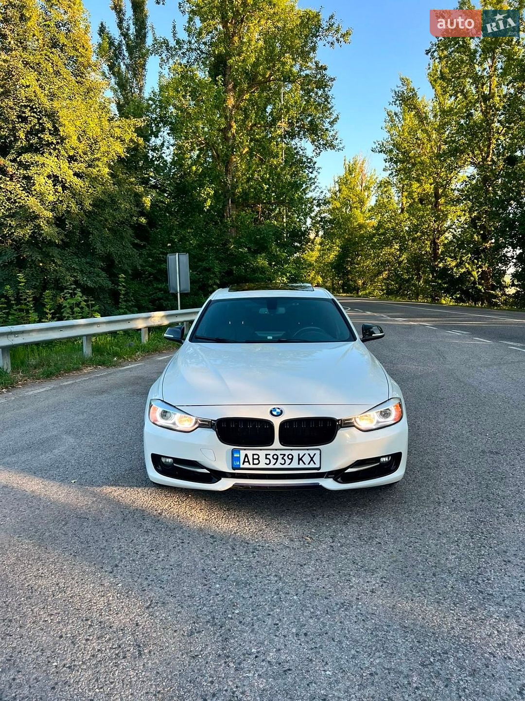BMW 3 Series 2012 VIN WBA3A5C59CF349042 фото оголошення 25 з 42
