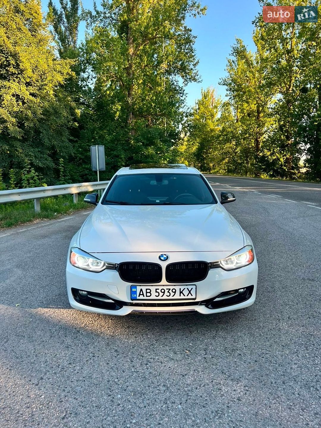 BMW 3 Series 2012 VIN WBA3A5C59CF349042 фото оголошення 26 з 42