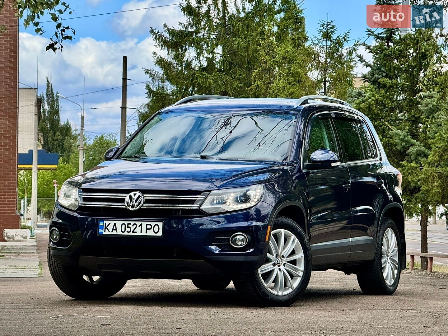 Volkswagen Tiguan 2016 VIN WVGBV7AX6GW577570 фото оголошення 7 з 36