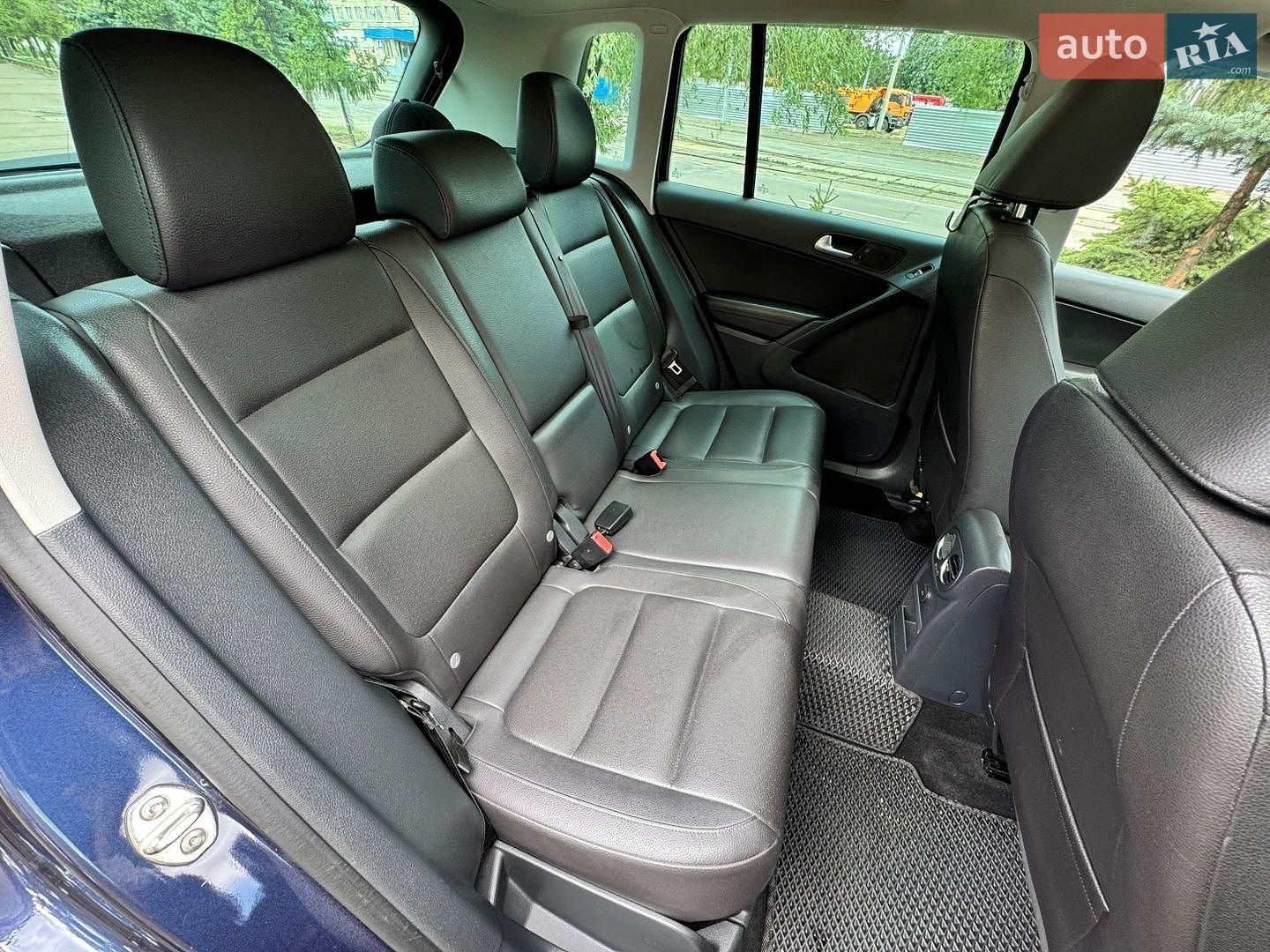 Volkswagen Tiguan 2016 VIN WVGBV7AX6GW577570 фото оголошення 20 з 36