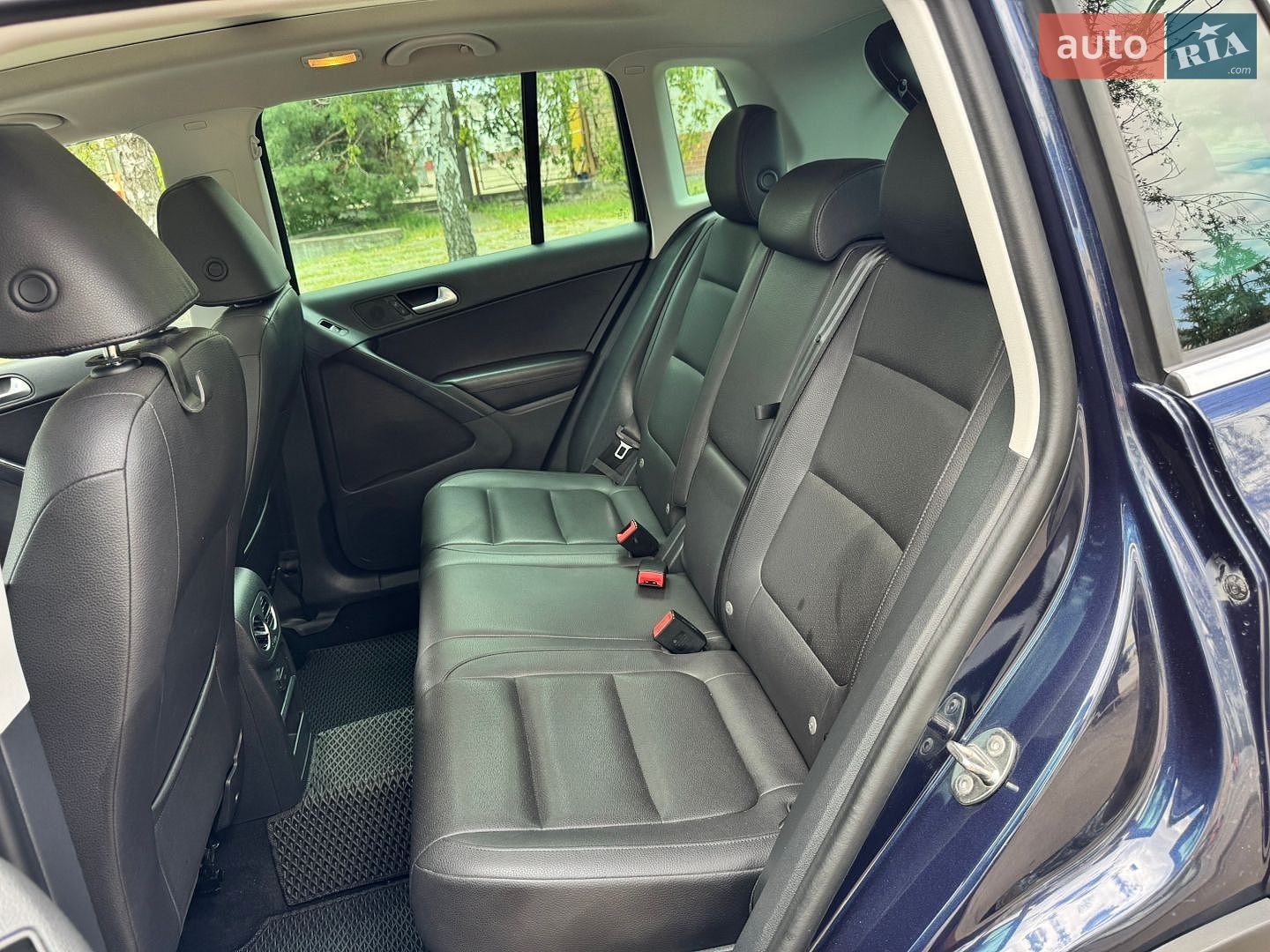 Volkswagen Tiguan 2016 VIN WVGBV7AX6GW577570 фото оголошення 23 з 36