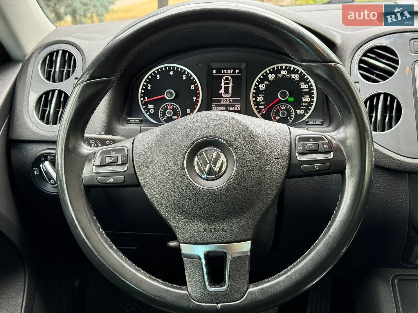 Volkswagen Tiguan 2016 VIN WVGBV7AX6GW577570 фото оголошення 31 з 36
