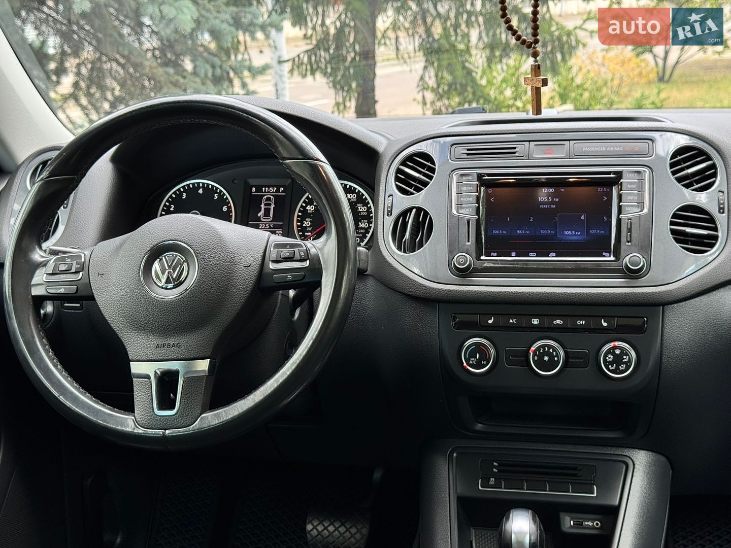 Volkswagen Tiguan 2016 VIN WVGBV7AX6GW577570 фото оголошення 32 з 36