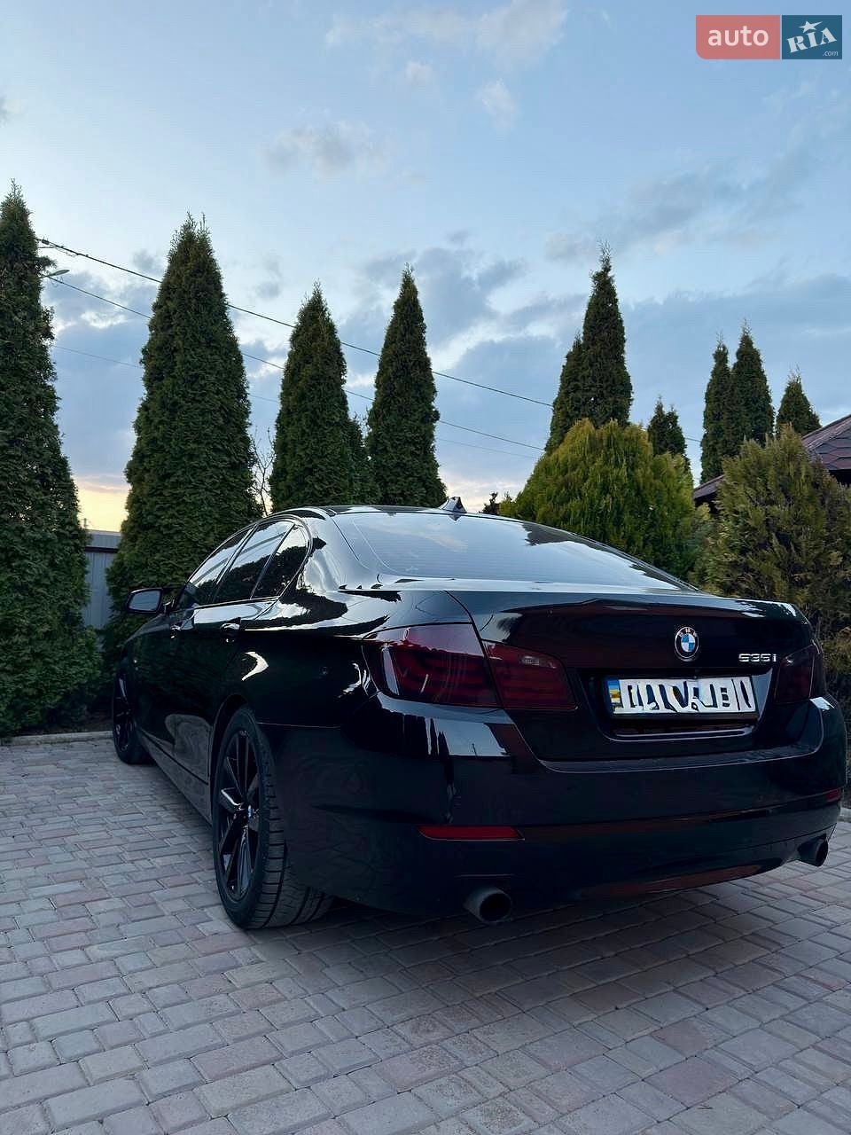 BMW 5 Series 2012 VIN WBAFU7C59CDU64946 фото оголошення 3 з 7