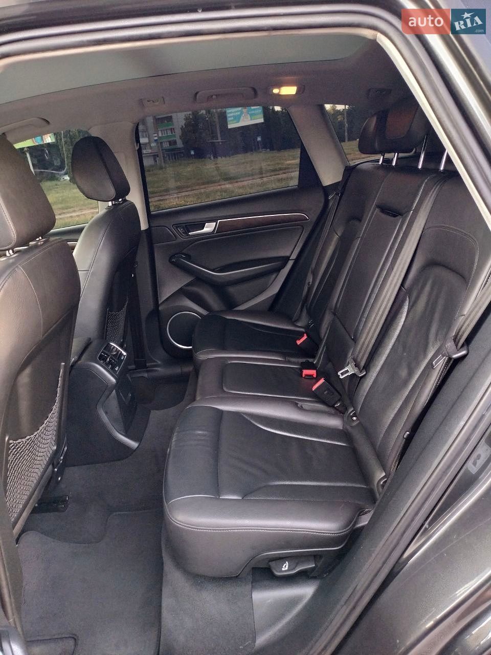 Audi Q5 2016 VIN WA1L2AFP1GA145581 фото оголошення 2 з 10