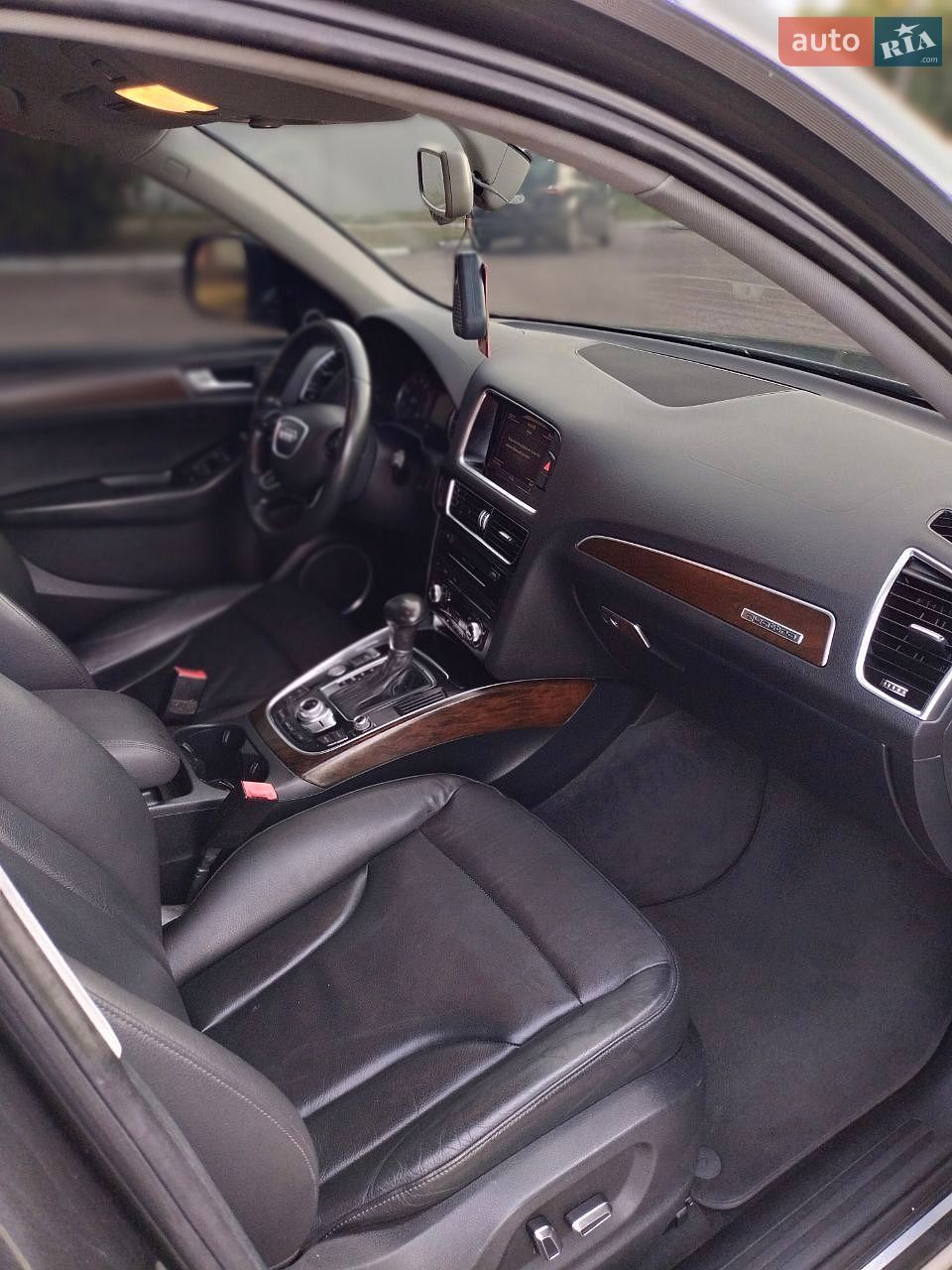 Audi Q5 2016 VIN WA1L2AFP1GA145581 фото оголошення 4 з 10