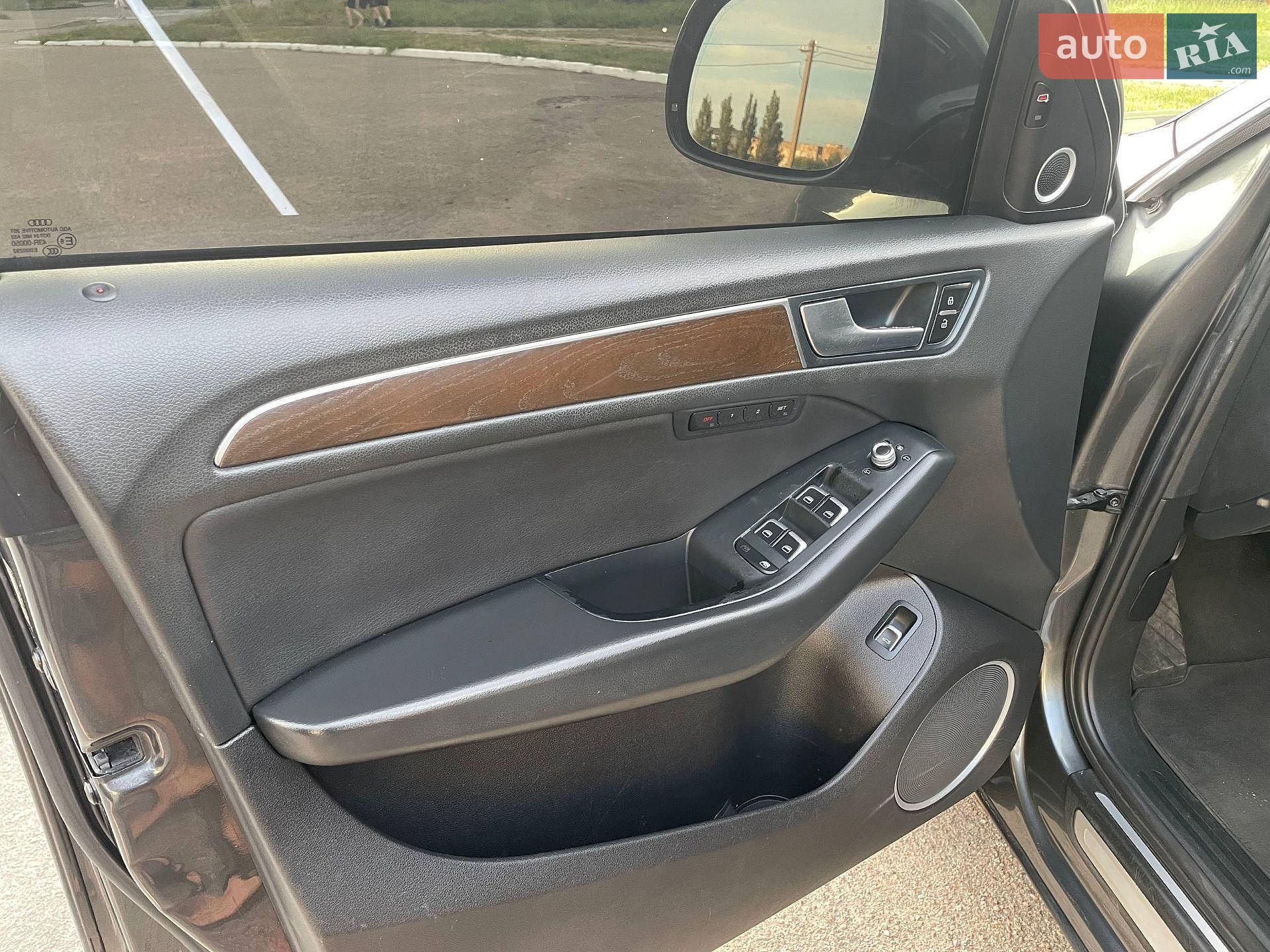 Audi Q5 2016 VIN WA1L2AFP1GA145581 фото оголошення 6 з 10