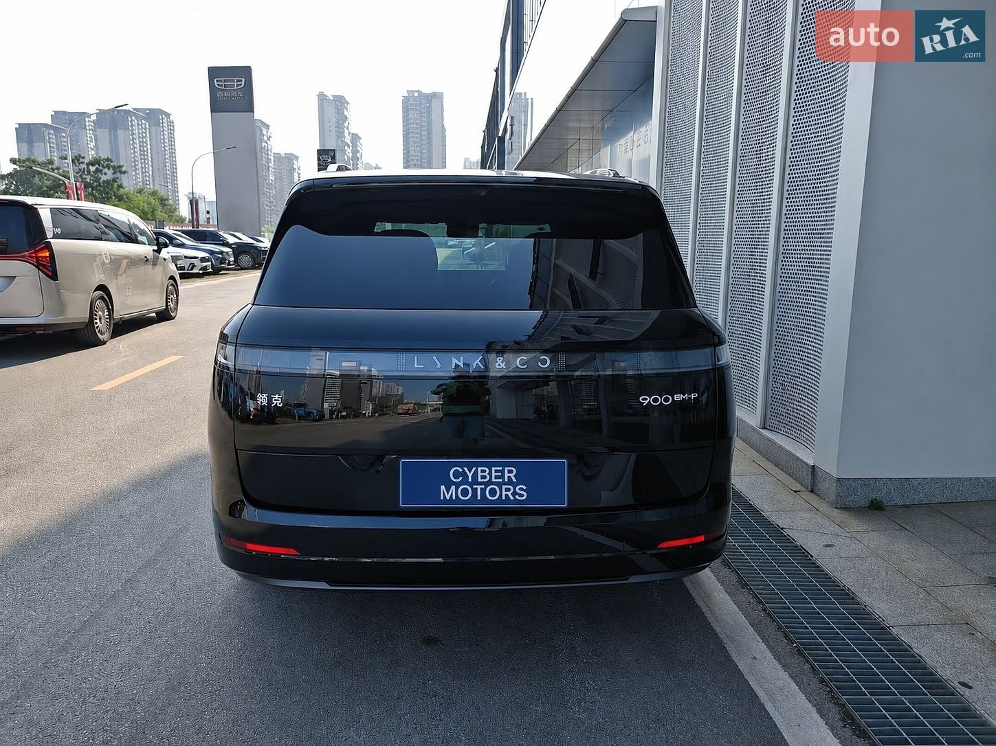 Lynk&Co 900 2025 VIN L6T79END1ST232025 фото оголошення 2 з 6