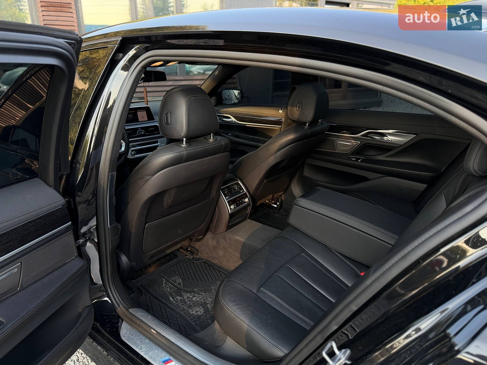 BMW 7 Series 2018 VIN WBA7J2C5XKB440410 фото оголошення 13 з 55