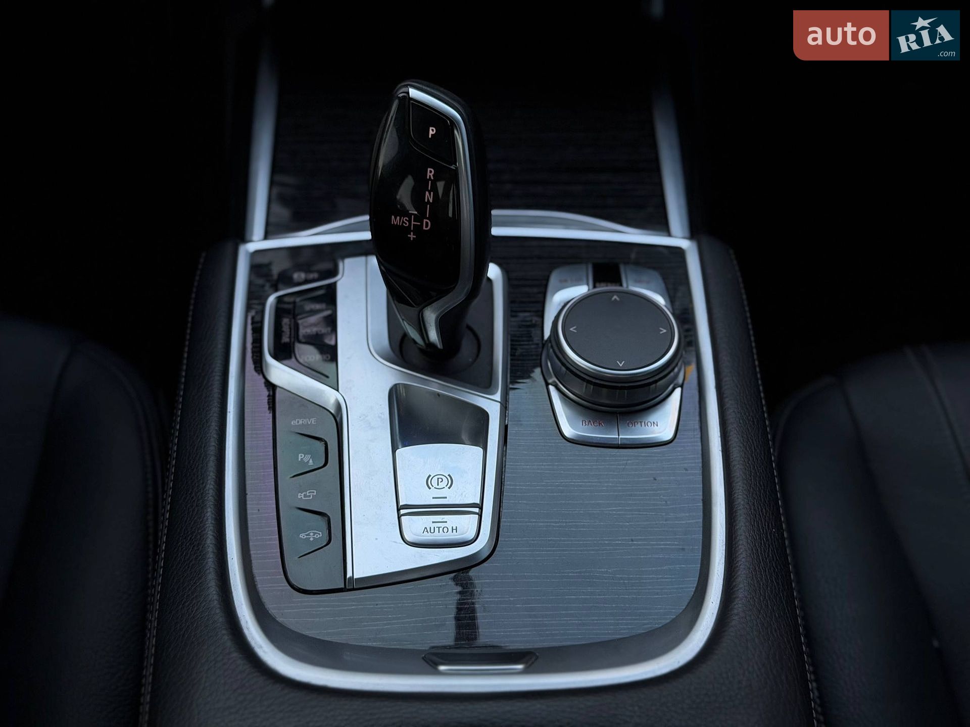 BMW 7 Series 2018 VIN WBA7J2C5XKB440410 фото оголошення 29 з 55