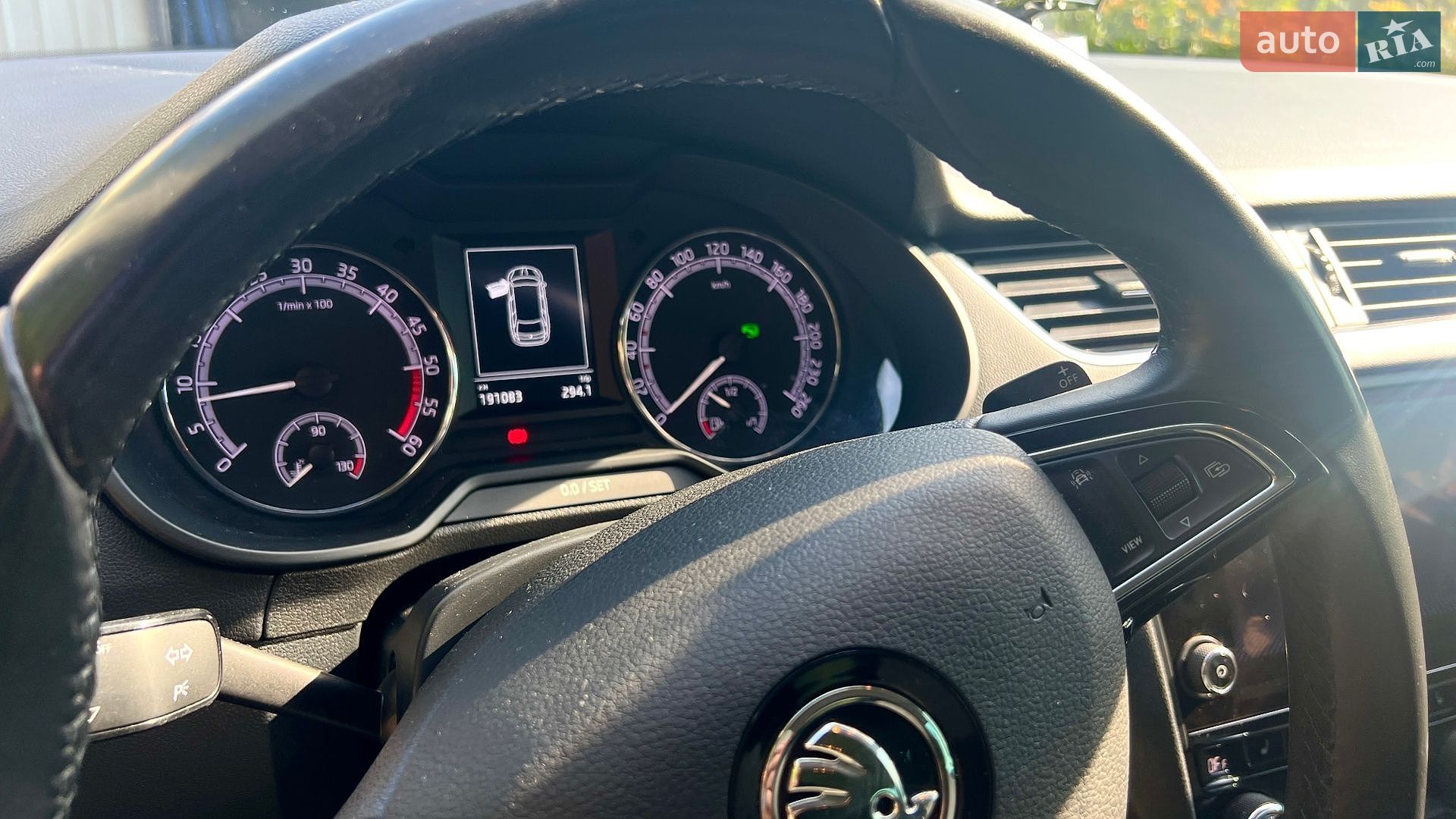 Skoda Octavia 2019 VIN TMBJJ7NE2L0089007 фото оголошення 5 з 13