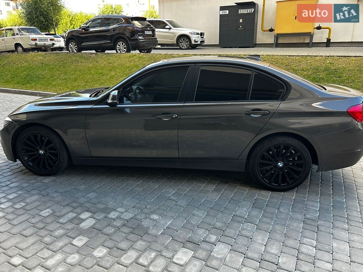 BMW 3 Series 2013 VIN WBA3B3G59DNP38511 фото оголошення 26 з 32