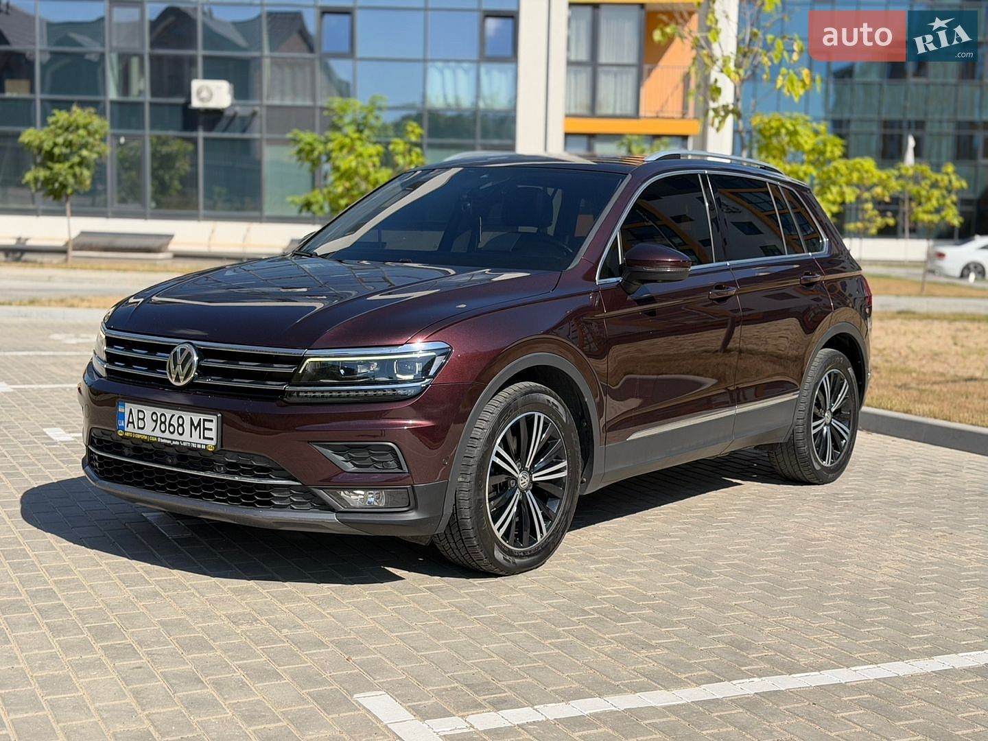 Volkswagen Tiguan 2018 VIN WVGZZZ5NZJW964315 фото оголошення 10 з 30