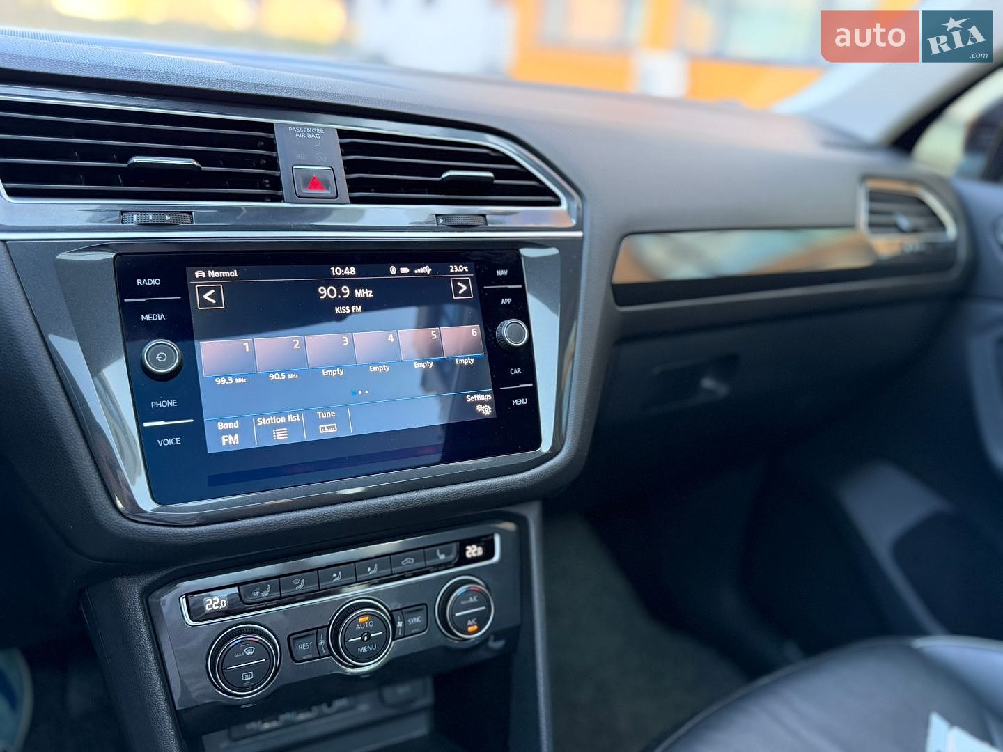 Volkswagen Tiguan 2018 VIN WVGZZZ5NZJW964315 фото оголошення 24 з 30
