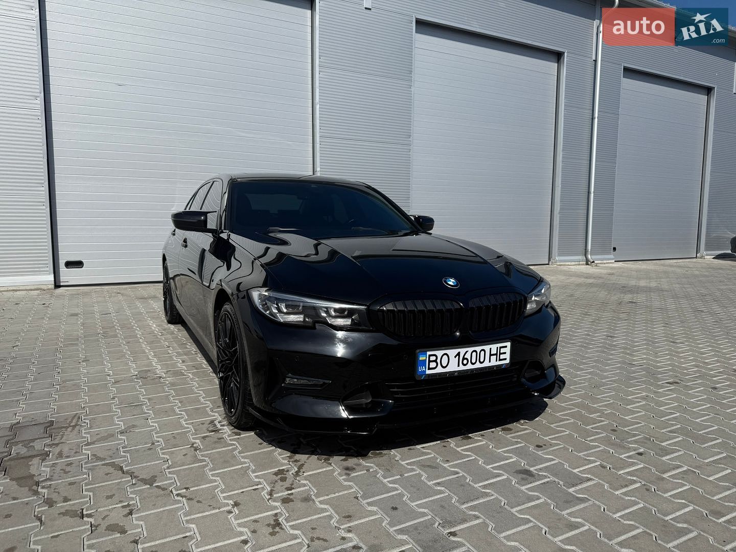 BMW 3 Series 2019 VIN WBA5V7100KFH19523 фото оголошення 8 з 25