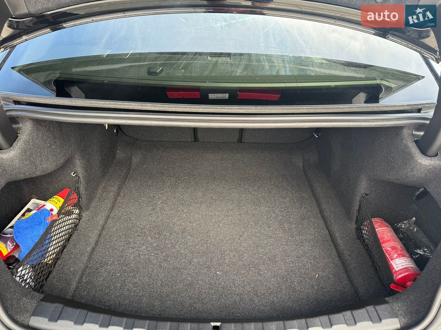 BMW 3 Series 2019 VIN WBA5V7100KFH19523 фото оголошення 23 з 25