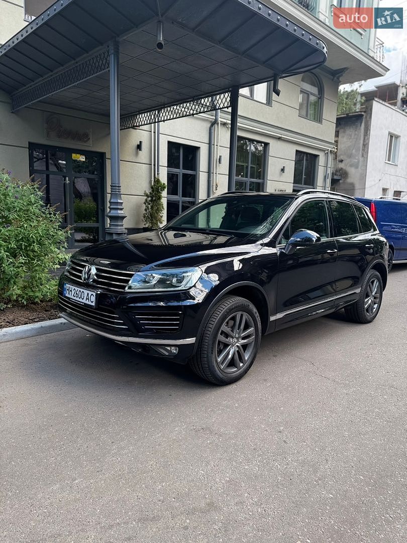 Volkswagen Touareg 2016 VIN WVGZZZ7PZHD011871 фото оголошення 17 з 26
