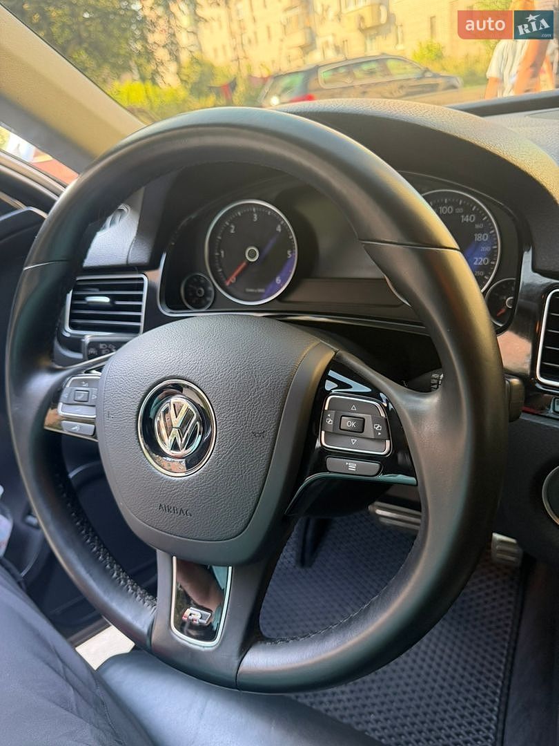 Volkswagen Touareg 2013 VIN WVGZZZ7PZED001762 фото оголошення 54 з 59
