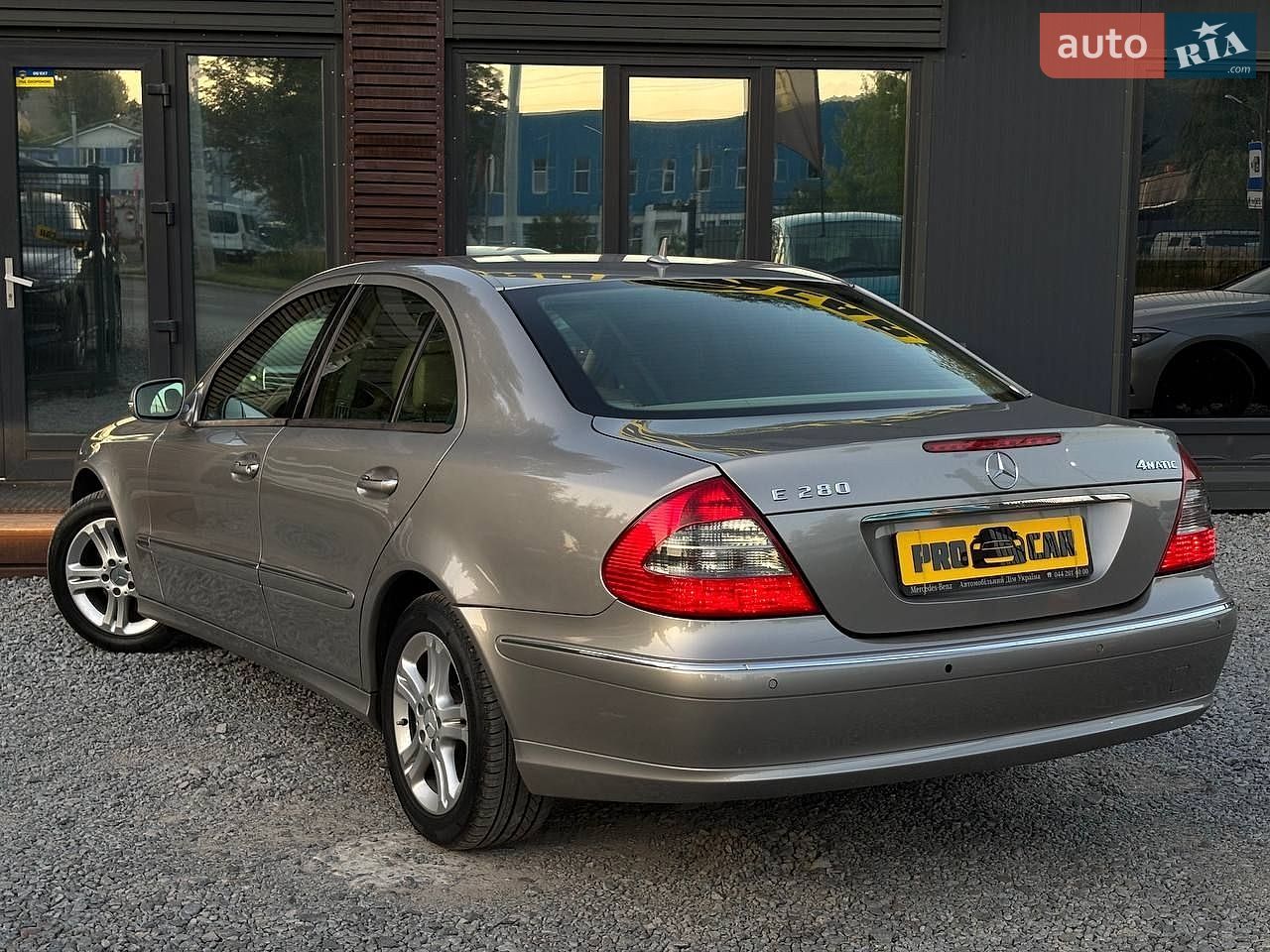 Mercedes-Benz E-Class 2006 VIN WDB2110921X220327 фото оголошення 4 з 32