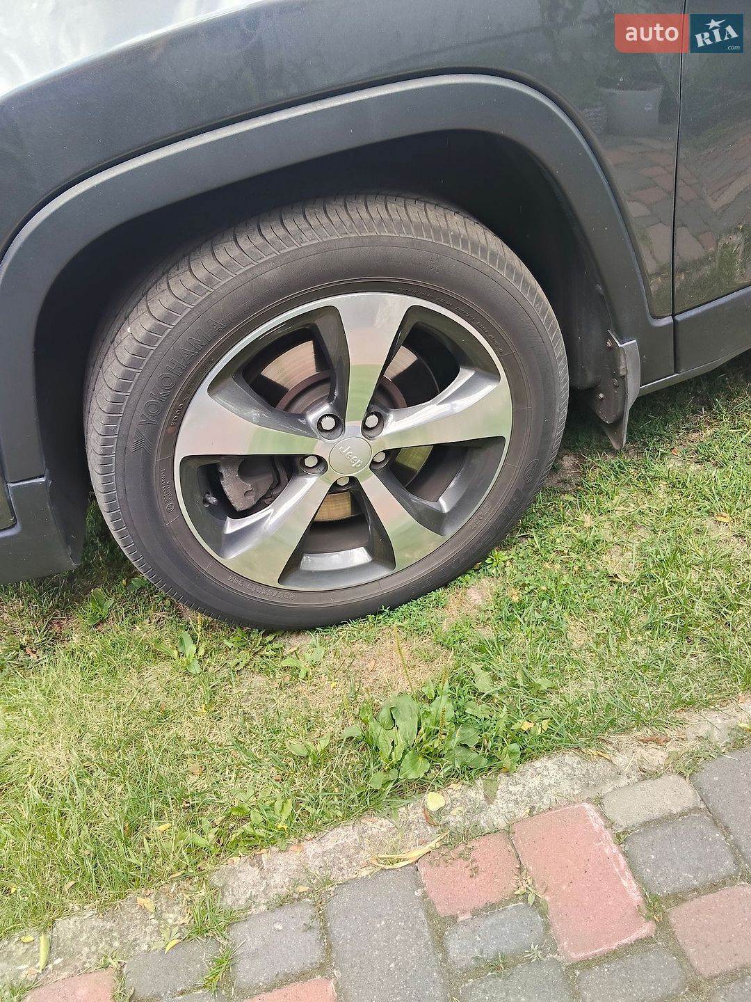 Jeep Cherokee 2018 VIN 1C4PJLDB5KD327045 фото оголошення 5 з 17