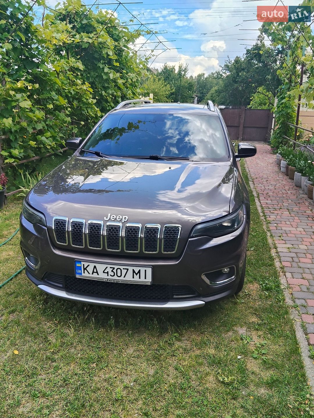 Jeep Cherokee 2018 VIN 1C4PJLDB5KD327045 фото оголошення 2 з 17