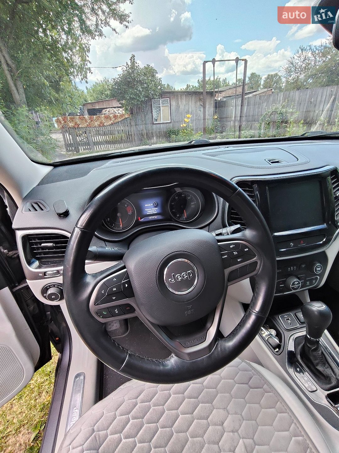 Jeep Cherokee 2018 VIN 1C4PJLDB5KD327045 фото оголошення 15 з 17