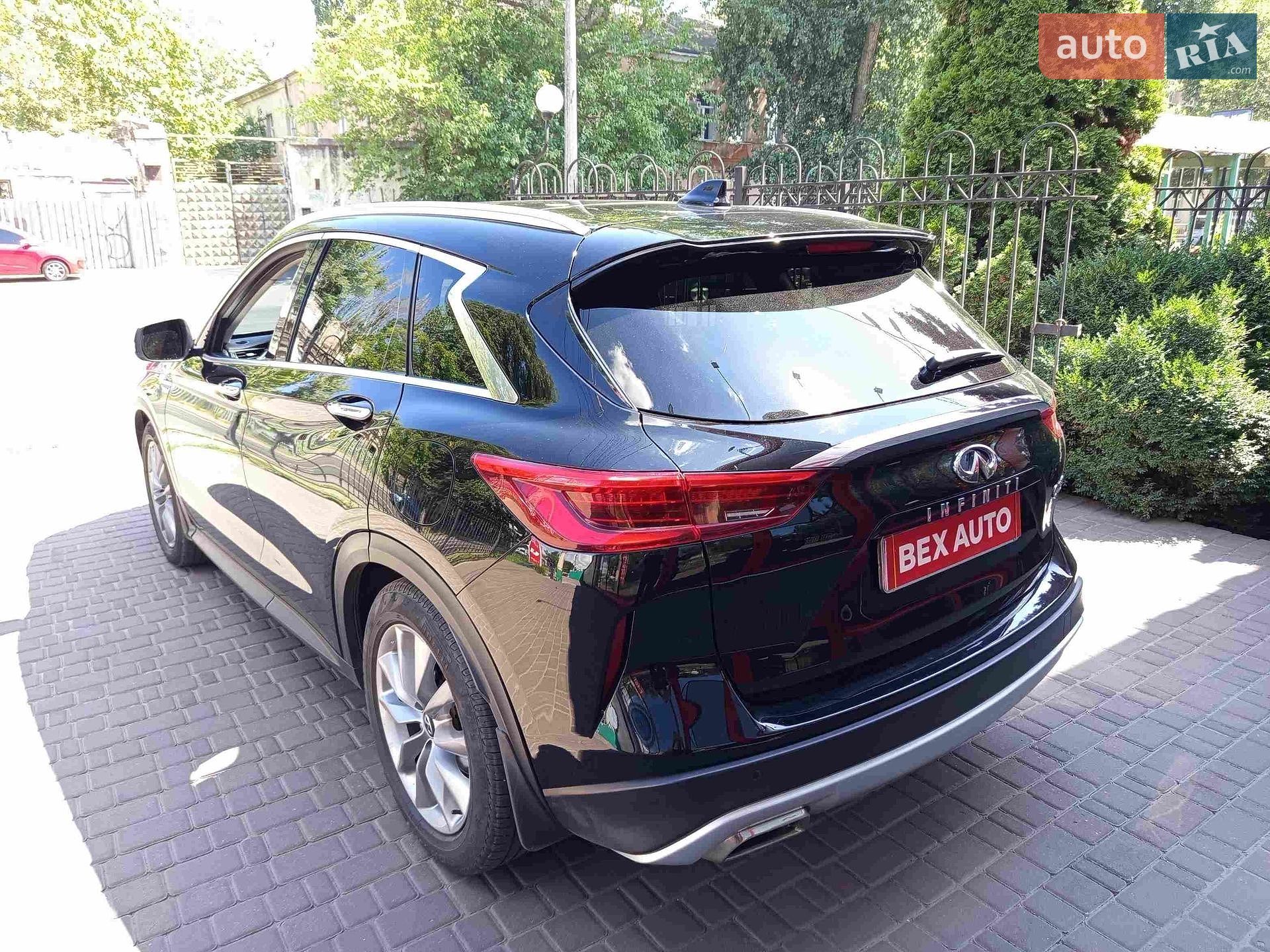 Infiniti QX50 2020 VIN 3PCAJ5M12LF116713 фото оголошення 5 з 40