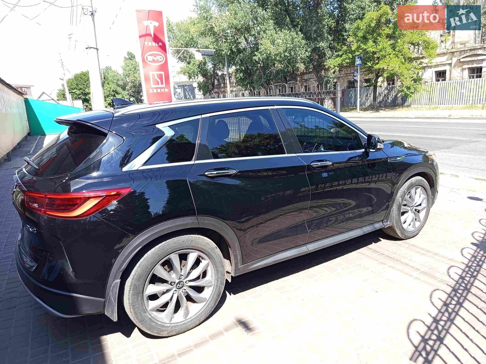 Infiniti QX50 2020 VIN 3PCAJ5M12LF116713 фото оголошення 8 з 40