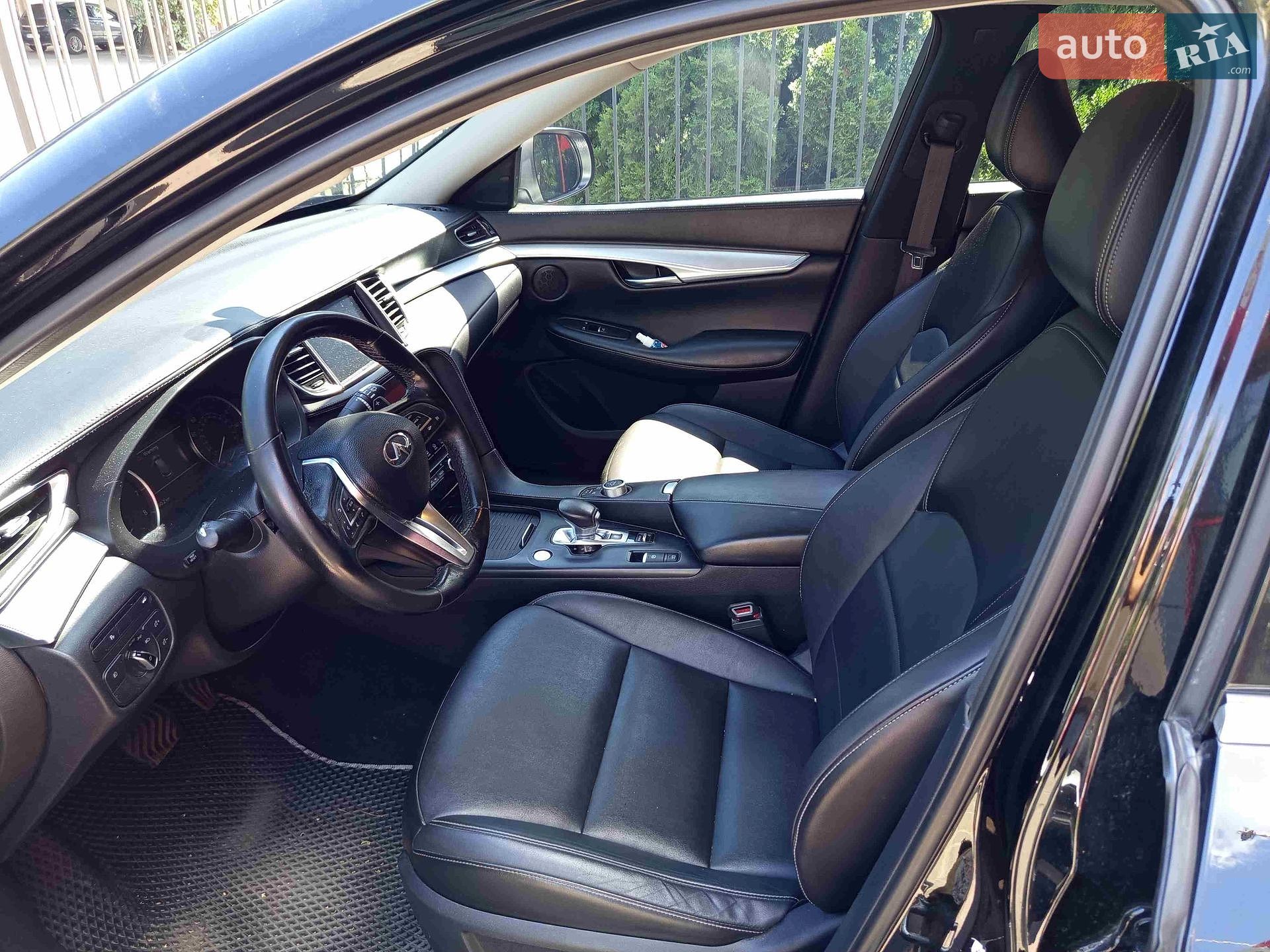 Infiniti QX50 2020 VIN 3PCAJ5M12LF116713 фото оголошення 10 з 40