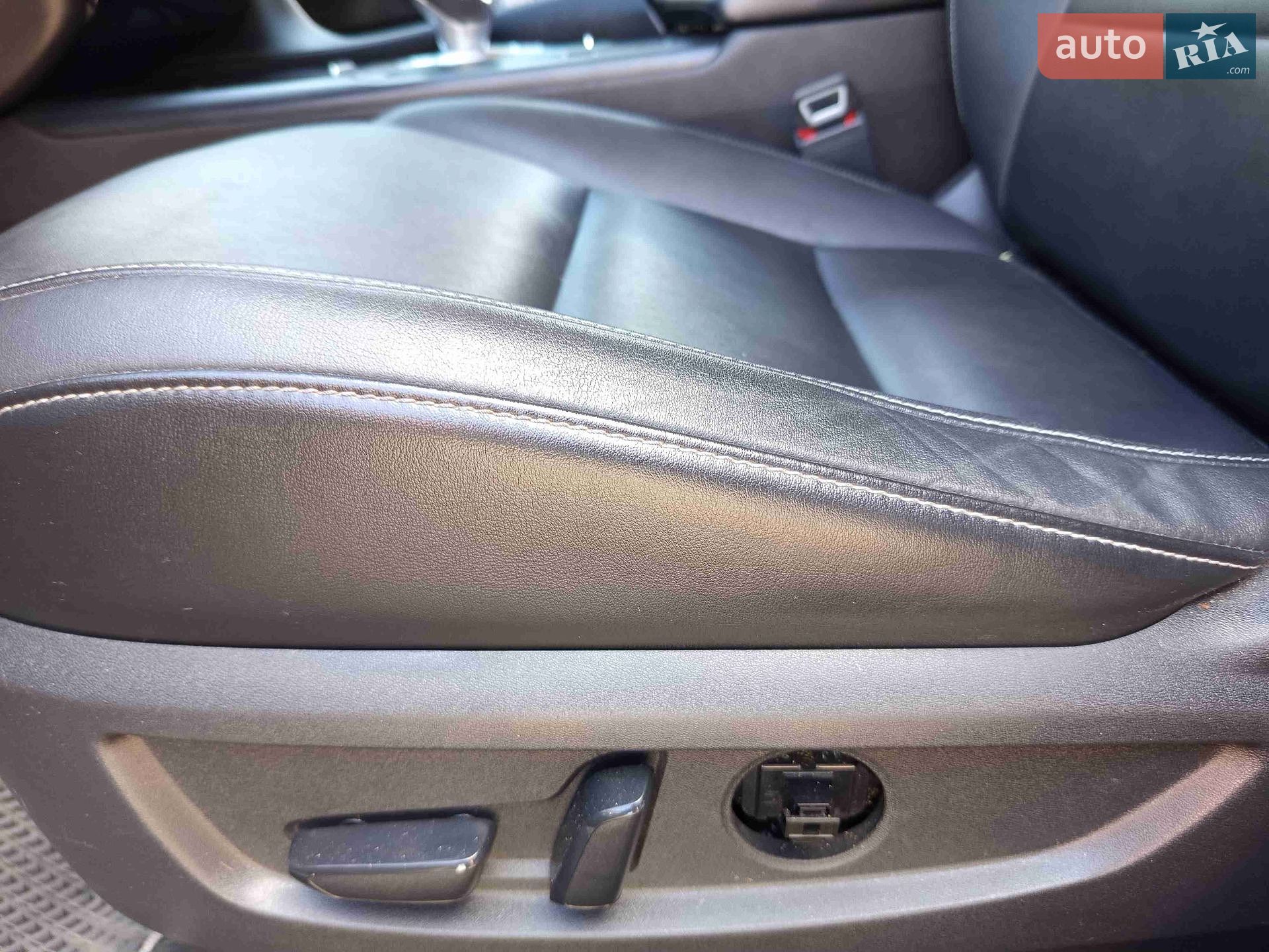 Infiniti QX50 2020 VIN 3PCAJ5M12LF116713 фото оголошення 14 з 40